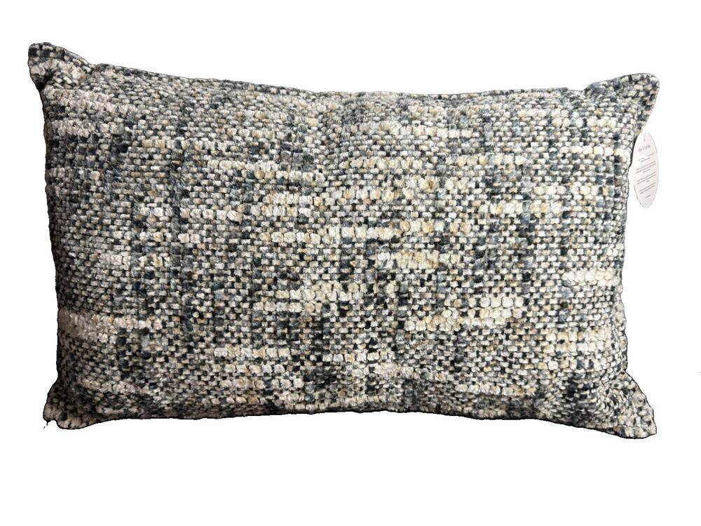 Milli Home Textured Lumbar Accent Pillow Multi Knit MSRP $55